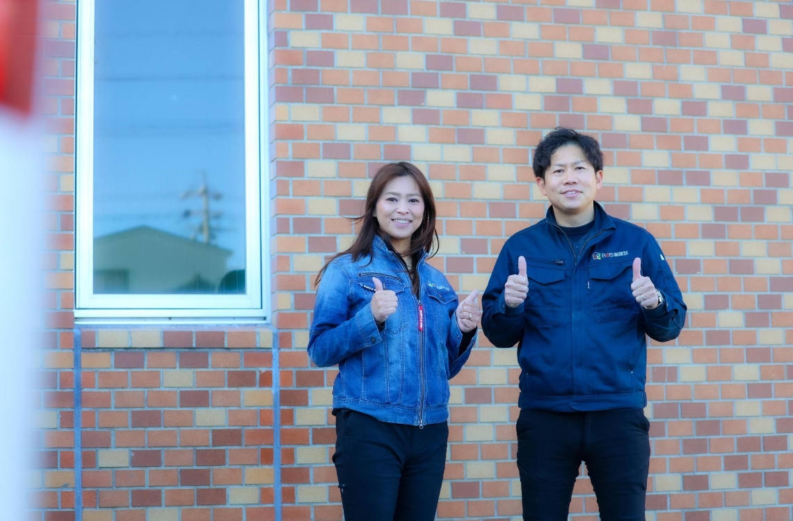 職人社長と女性コーディネーターがお客様と二人三脚で理想の住まいを叶えます。