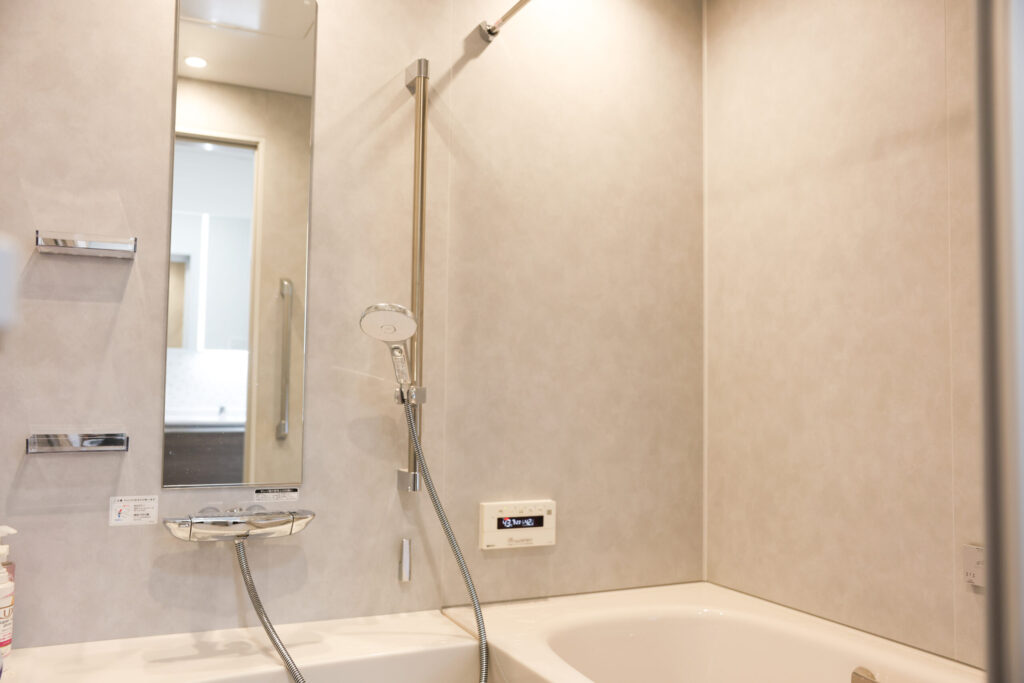 LIXIL スパージュ 1620サイズ 浴室リノベーション 完成写真